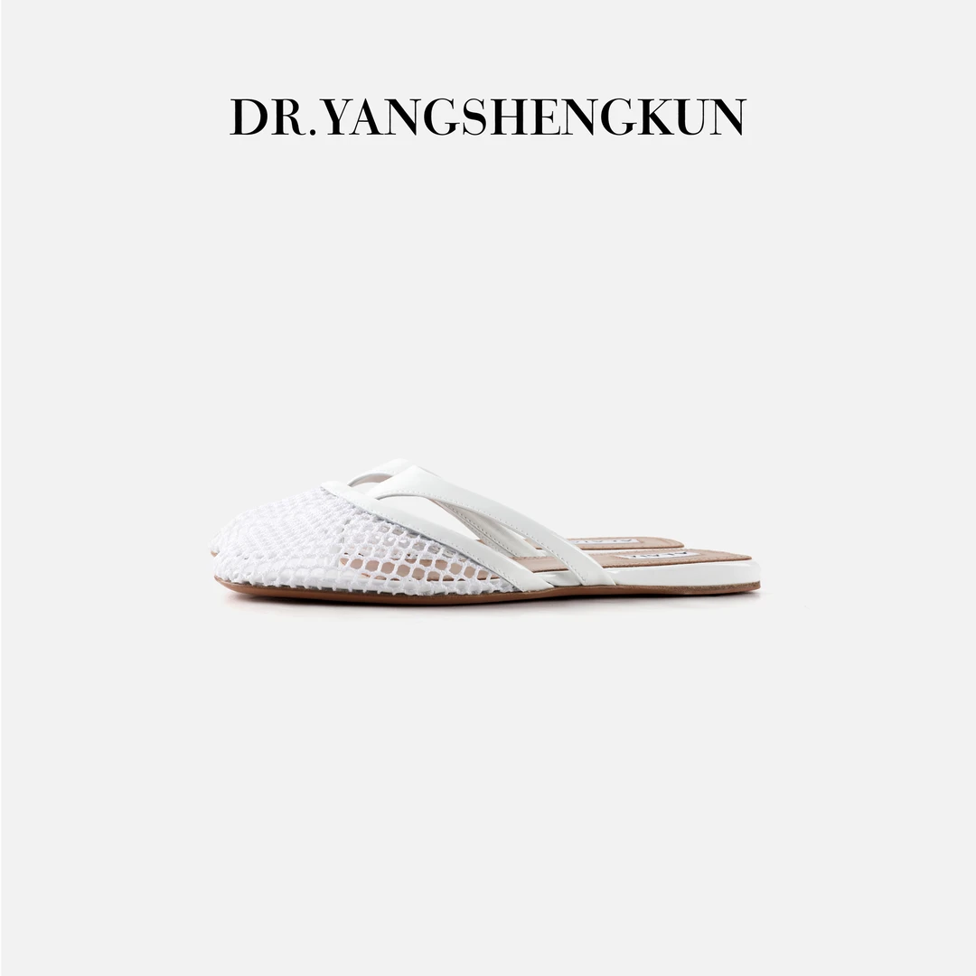 杨圣坤2025夏季女士小众设计后空平底网面镂空包头拖鞋X2542650