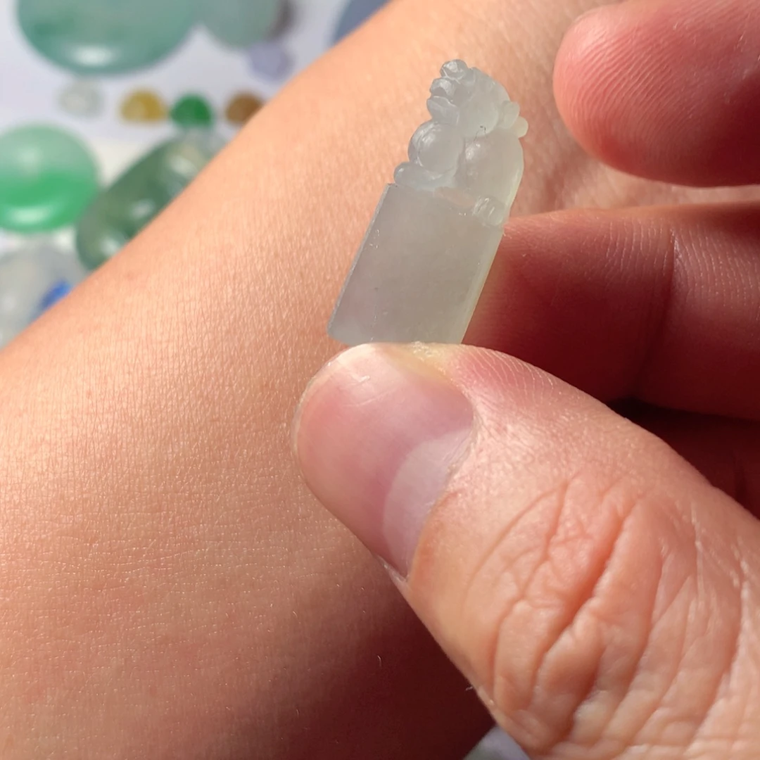 定制翡翠未镶嵌包工