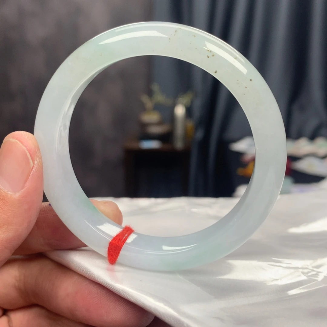 翡翠手镯未镶嵌梅*?纯天然缅甸A货翡翠手镯56