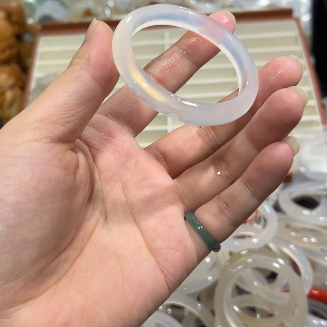 玛瑙/玉髓未镶嵌手镯5253圈有纹18