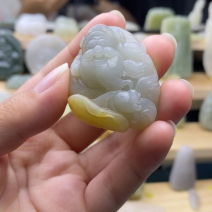 未镶嵌和田玉挂件