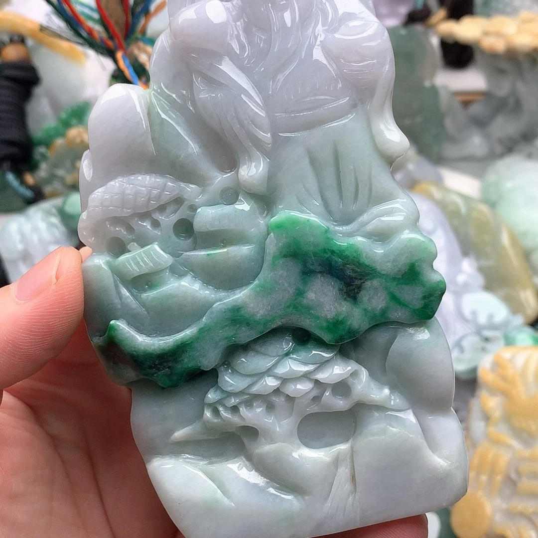 吊坠(不含链)未镶嵌翡翠