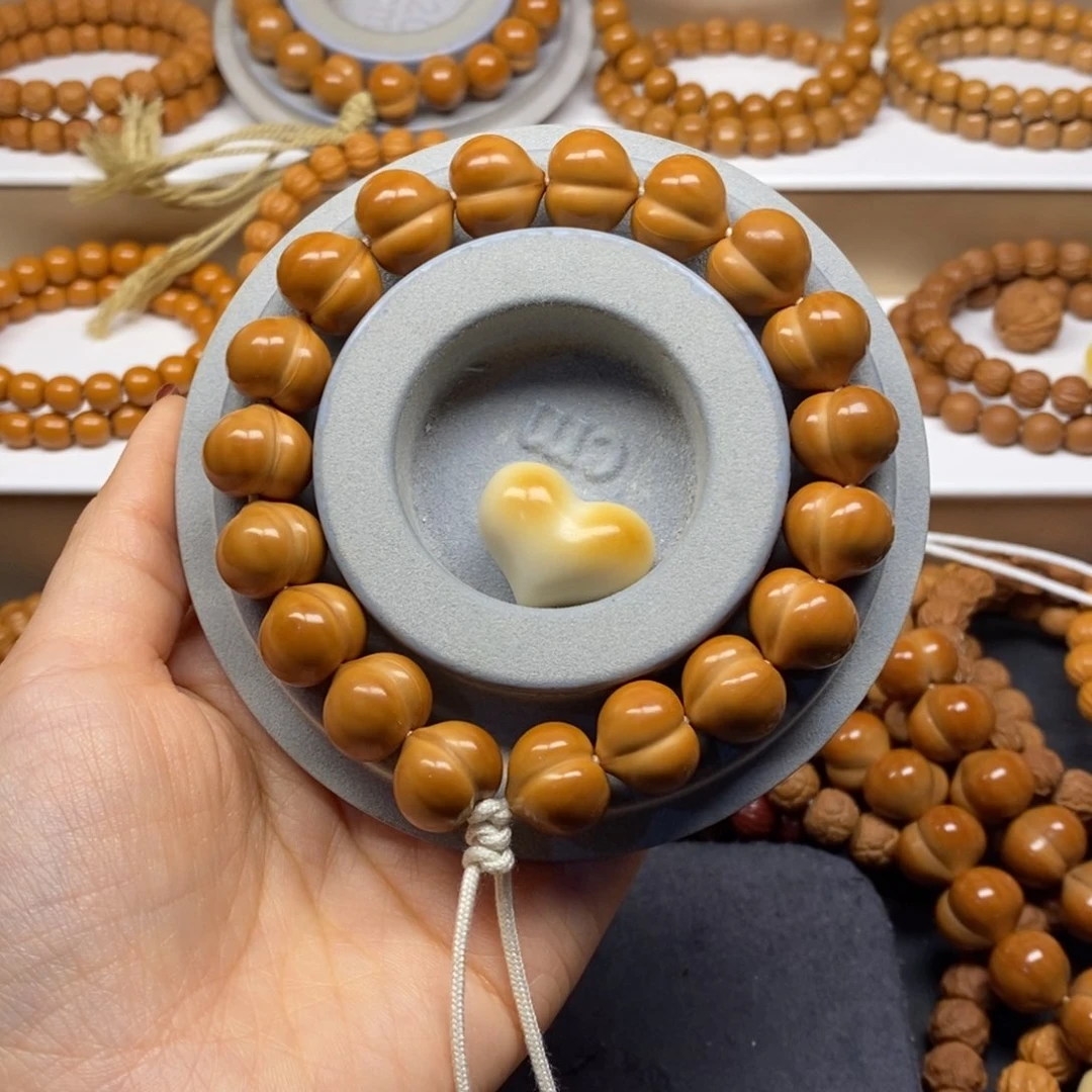 【闪购商品】手串猴头核桃玲*七屁桃15mm