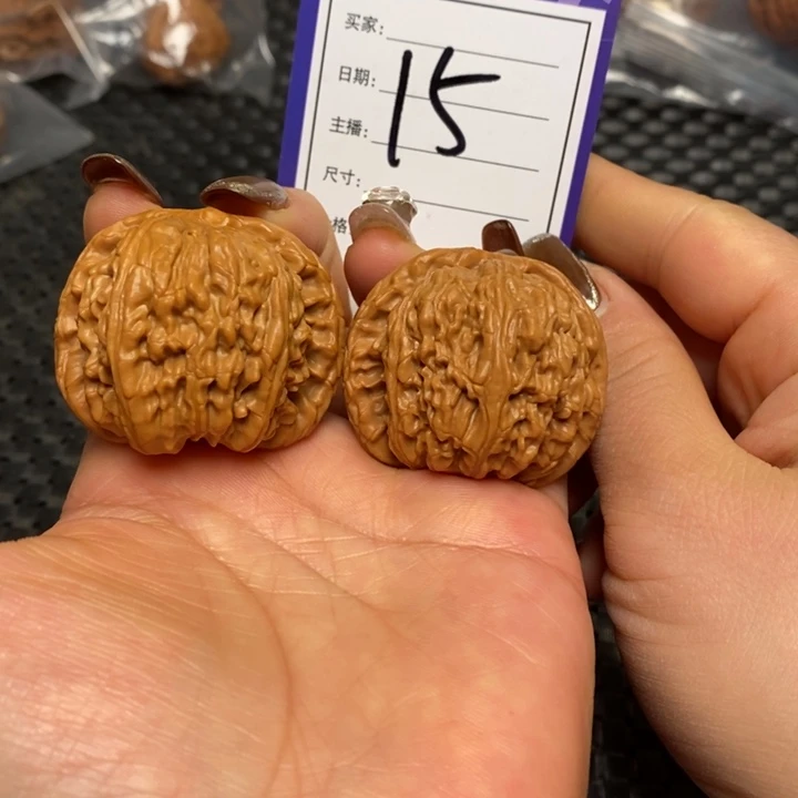 文玩核桃把件15白狮41