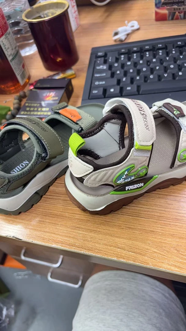 新款夏季凉鞋B13