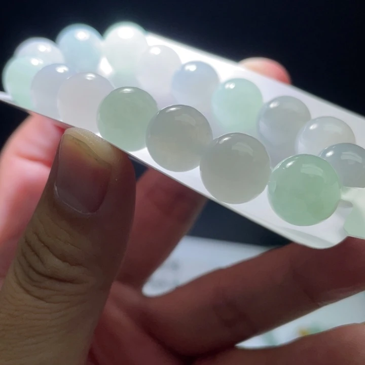未镶嵌定制翡翠翡翠卡12+