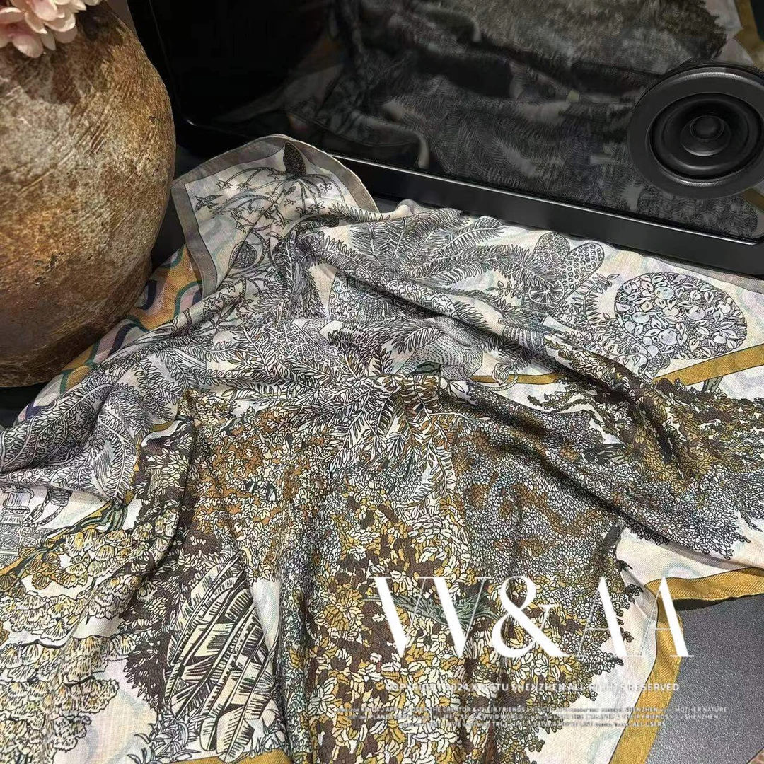 VV&AA 新款高级感印花双面双色小方巾 4124