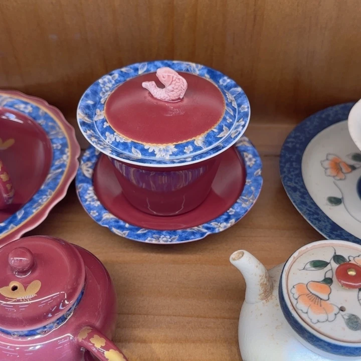 两只都喜欢看着你