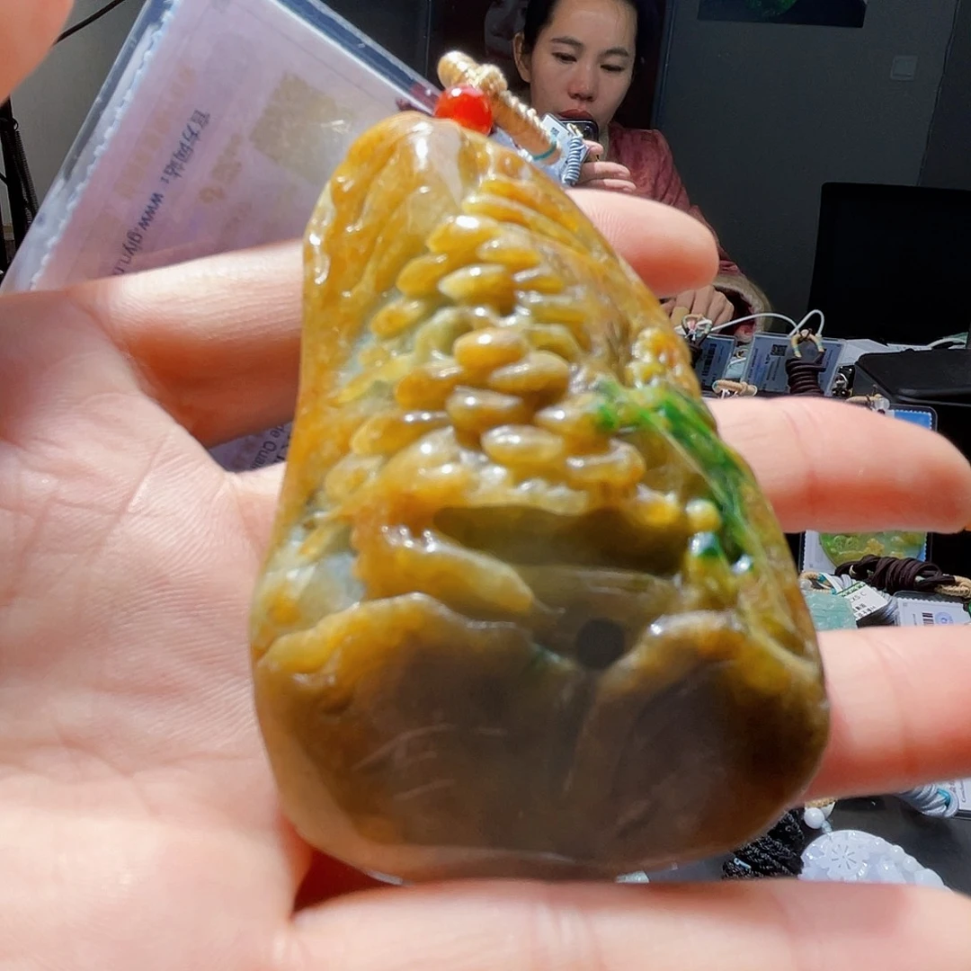 颈饰未镶嵌翡翠一