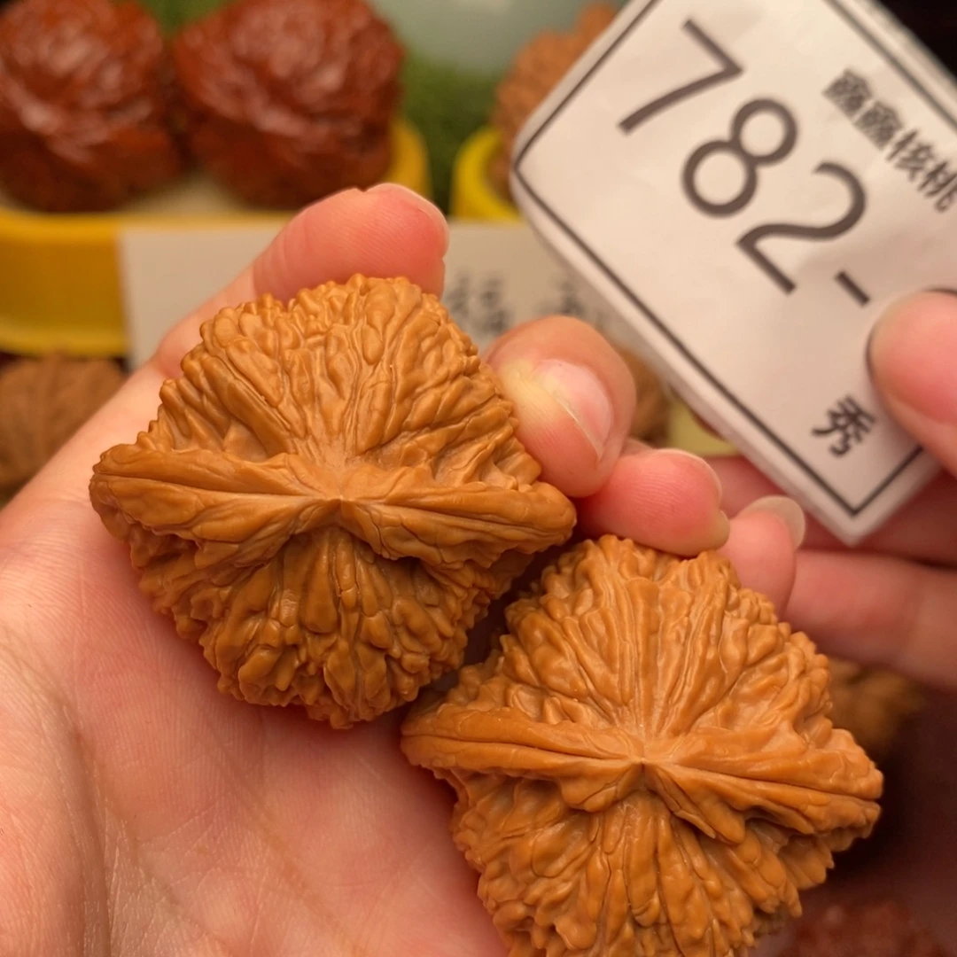 把件文玩核桃白狮41……