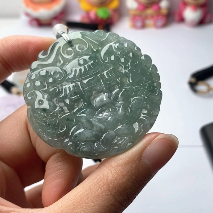 翡翠未镶嵌颈饰翡翠