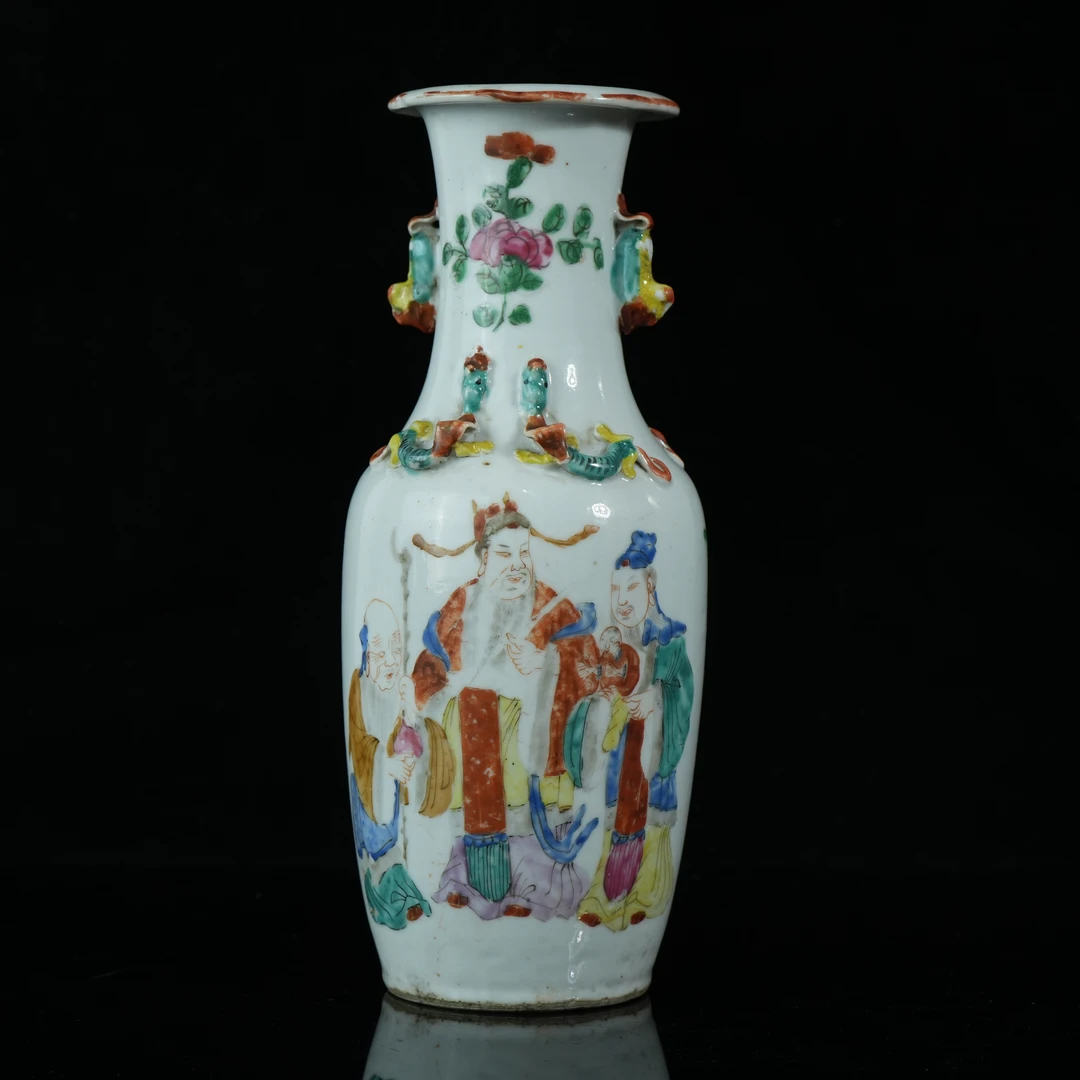 lot15371 5751 清咸丰 粉彩人物故事图堆塑螭龙兽耳尊 H:24.8