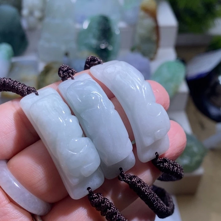 【闪购商品】颈饰未镶嵌翡翠多样性发1