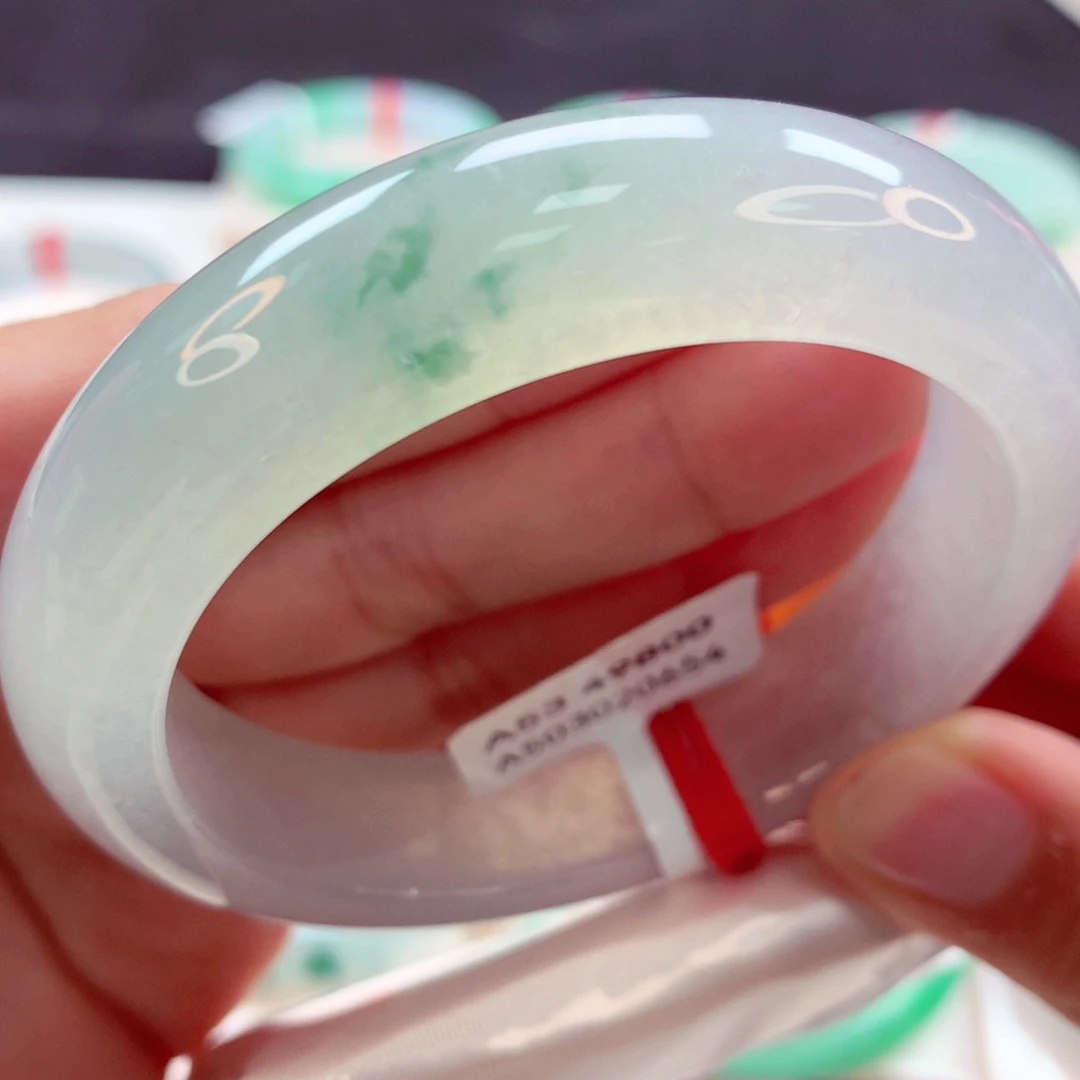 翡翠手镯未镶嵌78翡翠手镯99