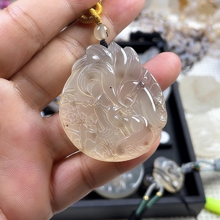 桃***梨未镶嵌颈饰玛瑙/玉髓