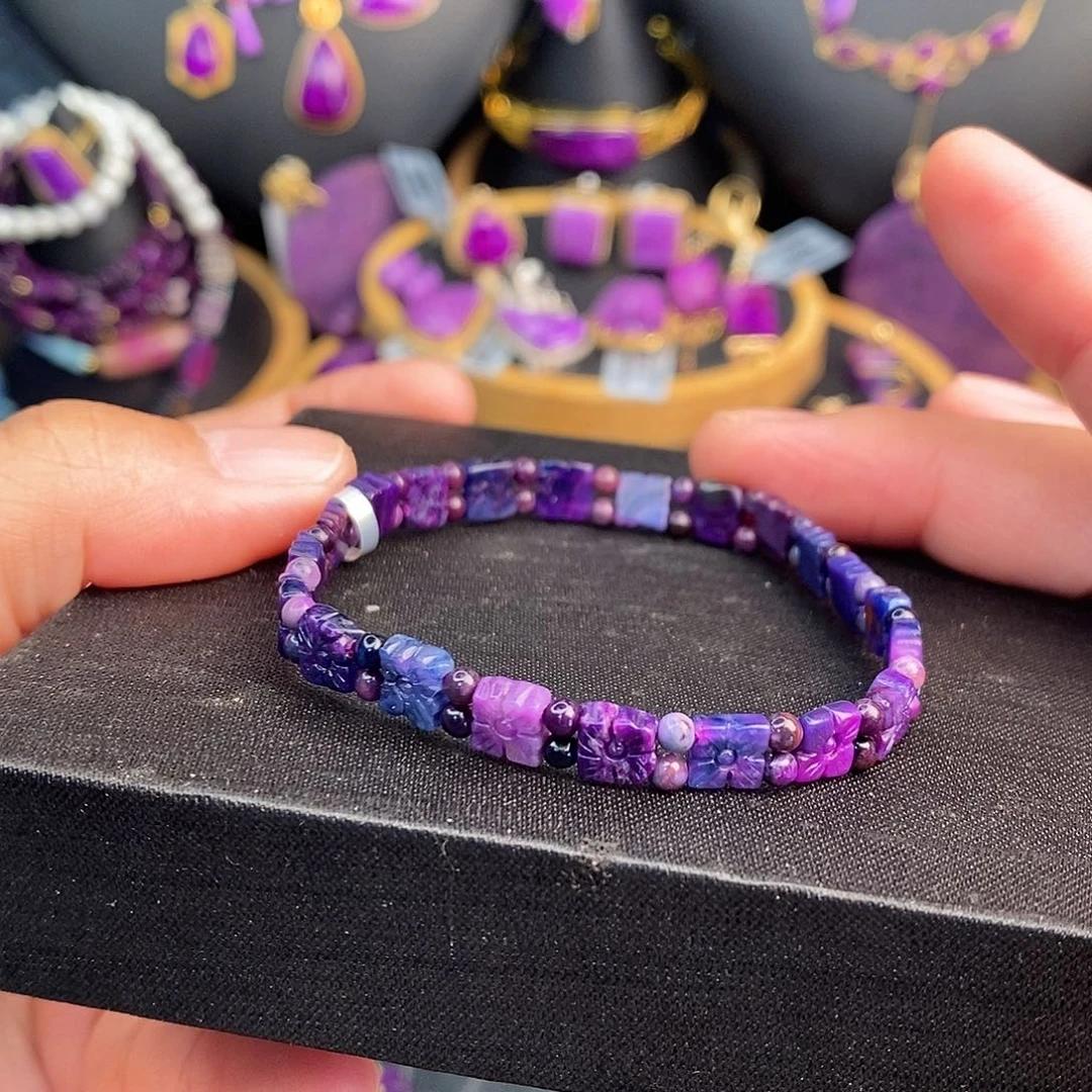 未镶嵌苏纪石（舒俱来）手牌