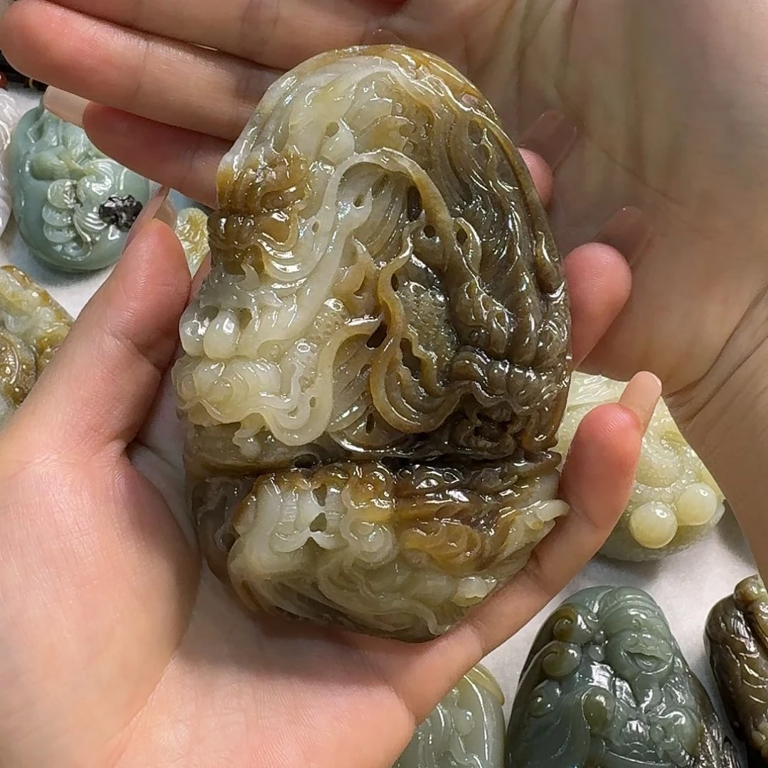 颈饰未镶嵌和田玉波