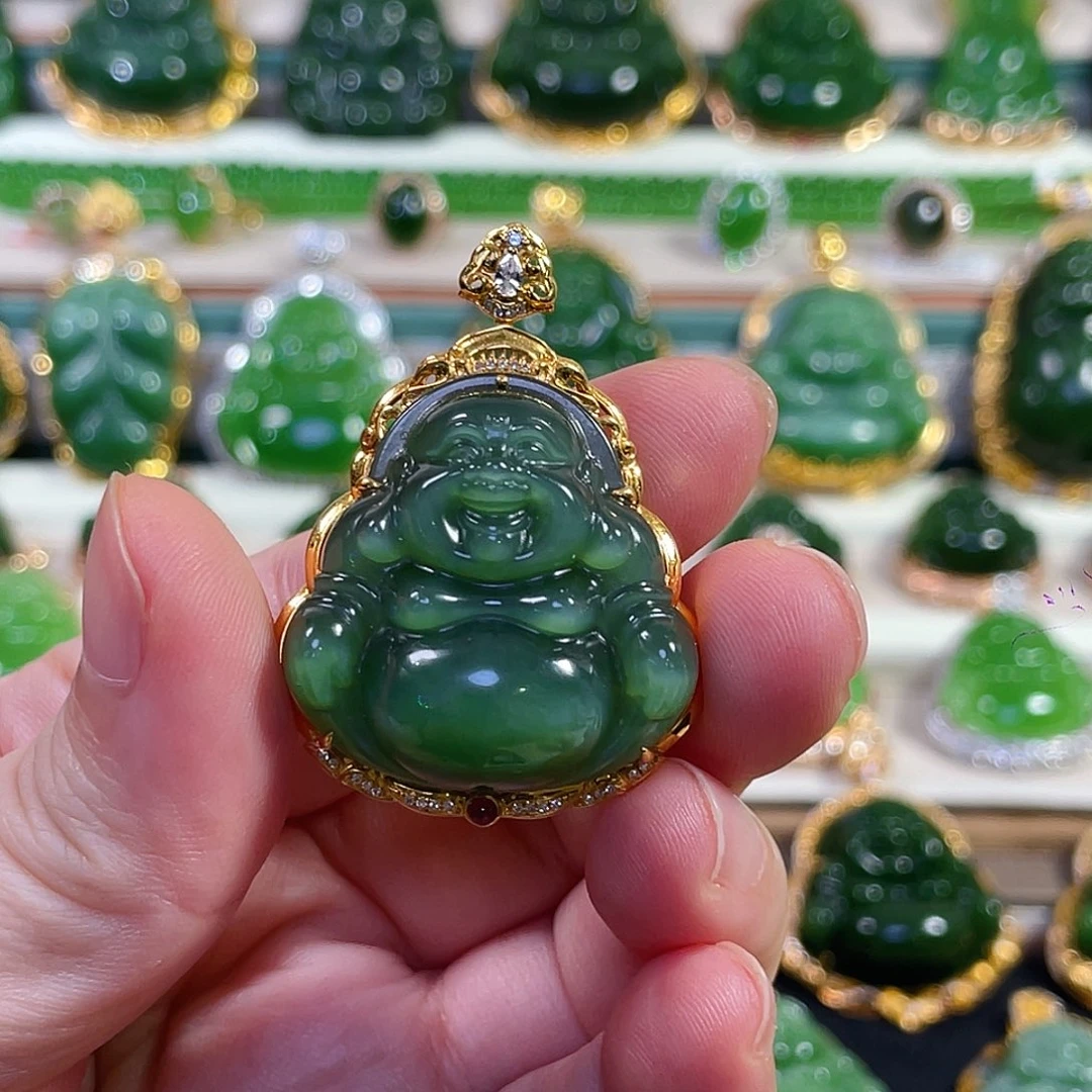 颈饰18K金镶嵌和田玉（碧玉）猫眼佛公30mm