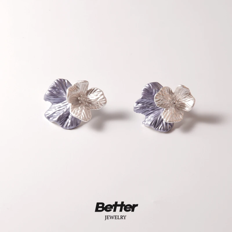 铜合金耳饰 H306 MARBLE LEO 莫奈双色山茶耳钉