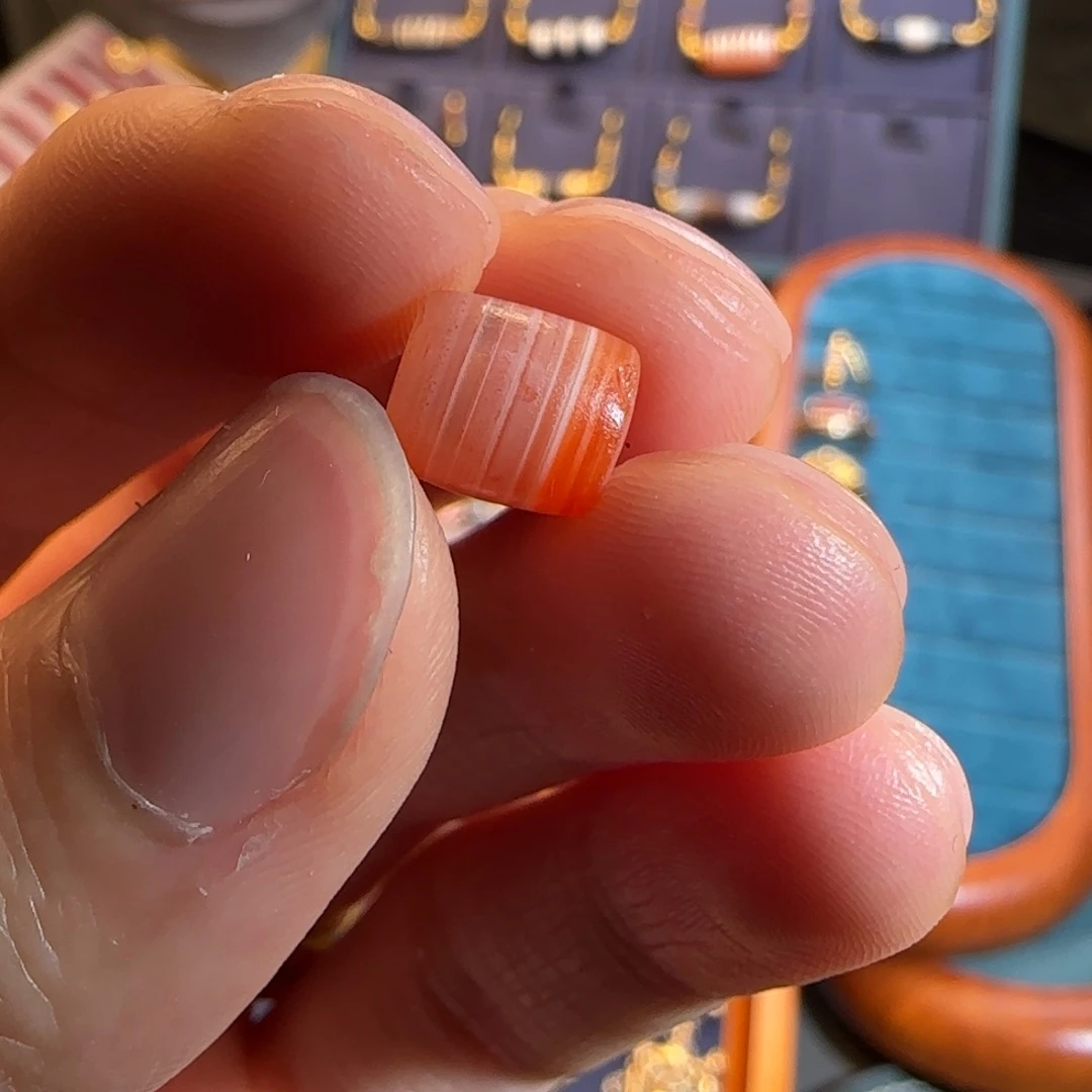 用***4玛瑙/玉髓未镶嵌配饰