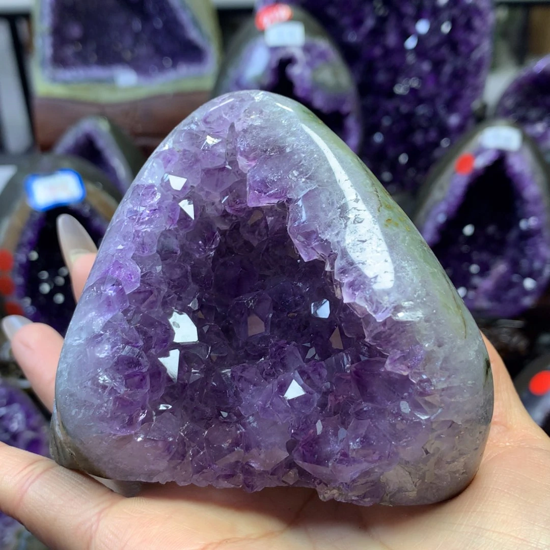 水晶摆件婷未镶嵌