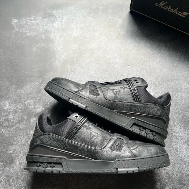 99新 LouisVuitton/路易威登 45码 TRAINER 25新款满印黑武士鞋