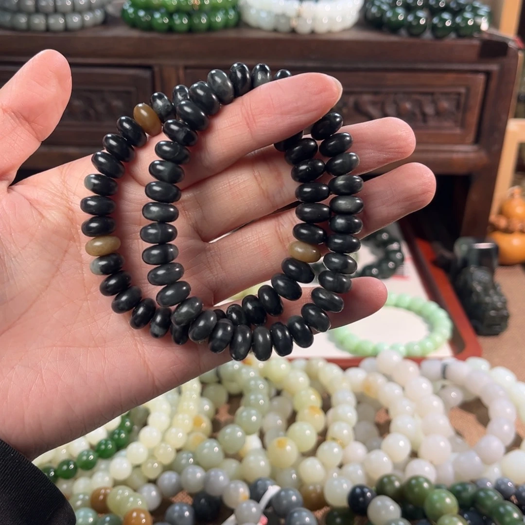 和田玉未镶嵌手链多样性怕一发一