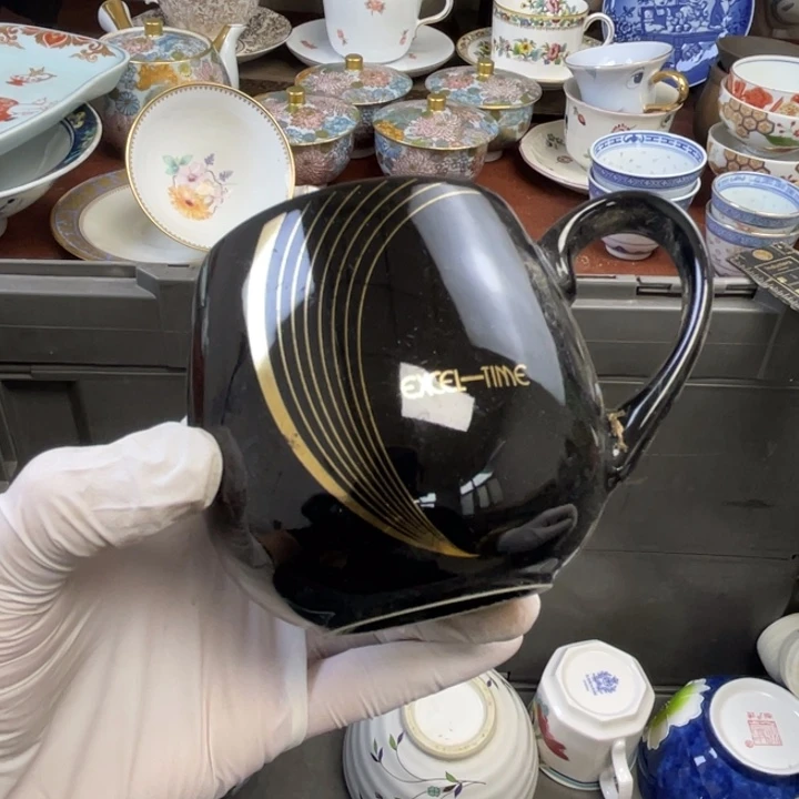 他家瓷器真美…开播了