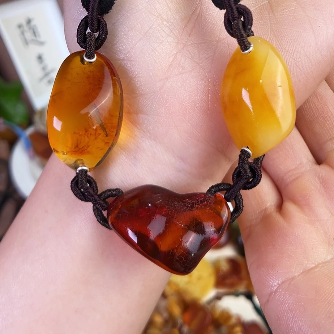 琥珀珠宝奇石未镶嵌寒。