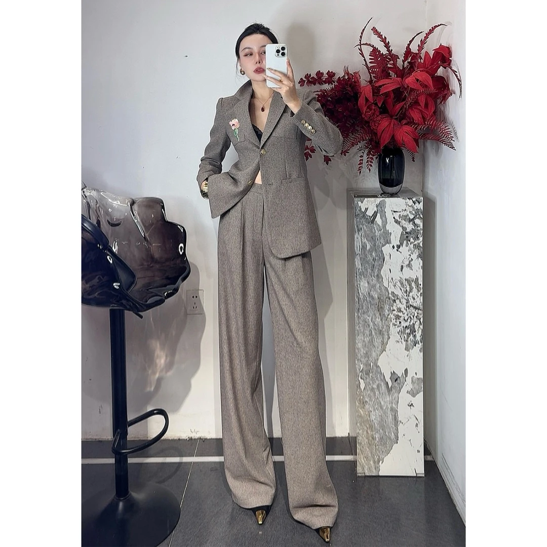 2025秋冬新款法式修身羊毛西装长裤套装商务气质职业套裤两件套女