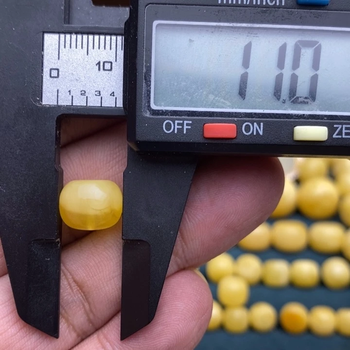 琥珀未镶嵌裸石29号11*8.8