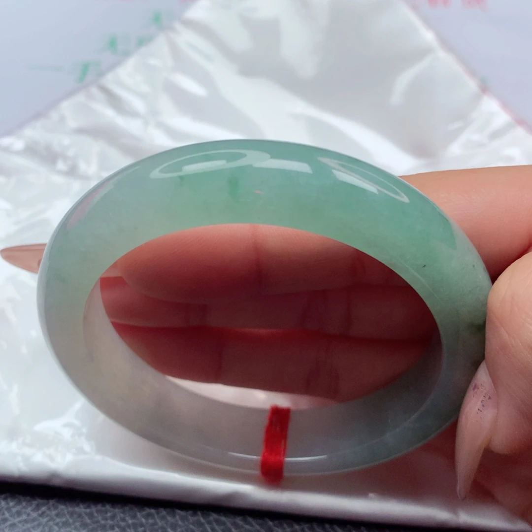 未镶嵌手镯翡翠5556