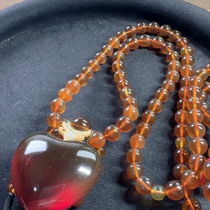 未镶嵌琥珀珠宝奇石媛