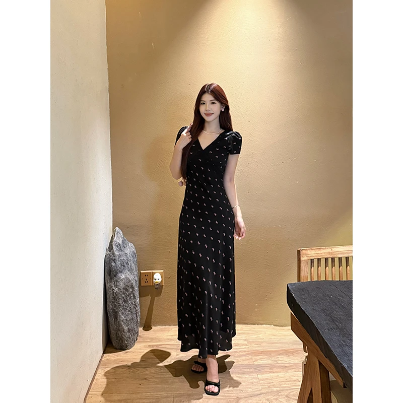 【甜心黑巧】甜辣多多2025 新款高级感气质V领收腰碎花连衣裙