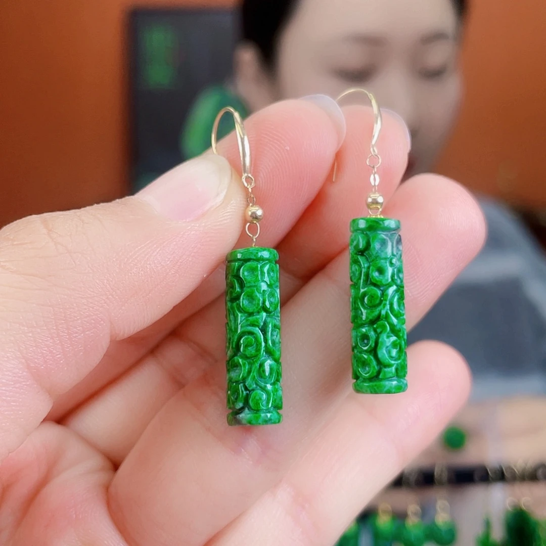 翡翠18K金镶嵌耳饰