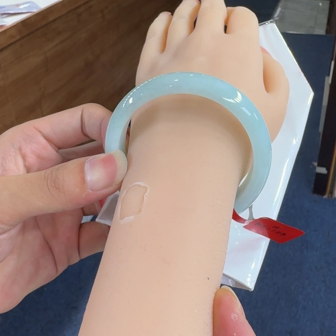 翡翠手镯未镶嵌纯天然缅甸翡翠A货买断