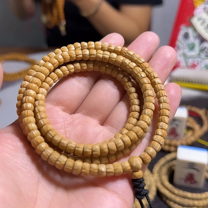 紫***来柏香籽/百香籽吊坠