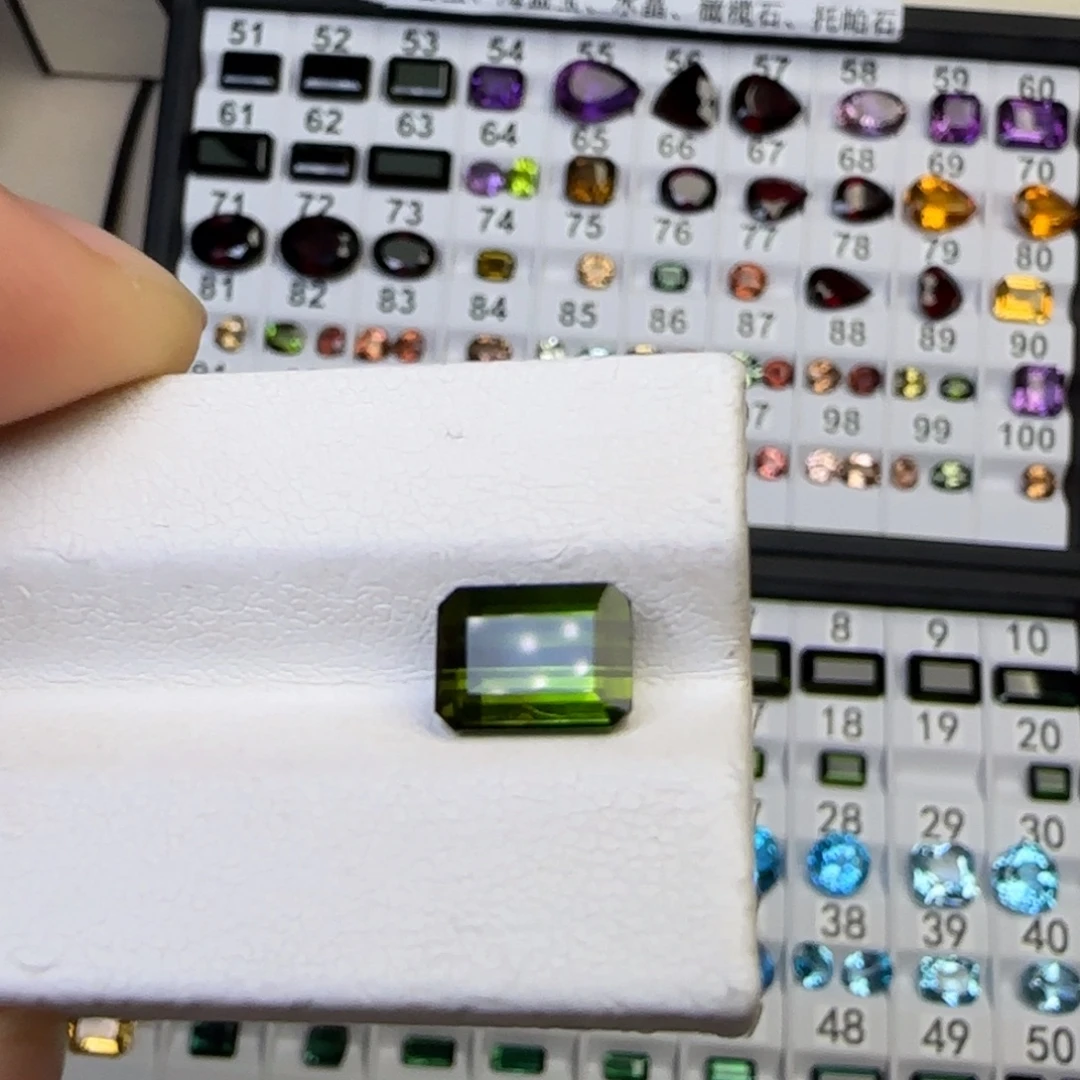 碧玺珠宝半成品未镶嵌天然2.4克拉