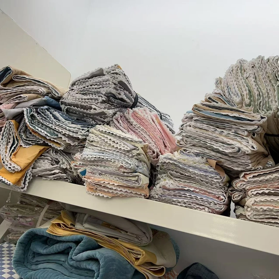 纯棉枕套(偶有脏污 白边  介意勿拍）亲肤透气吸汗