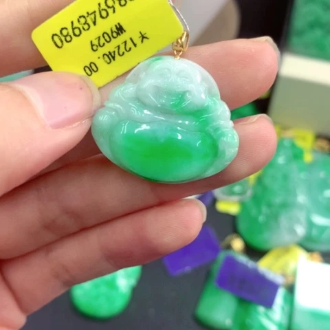 吊坠(不含链)18K金镶嵌翡翠