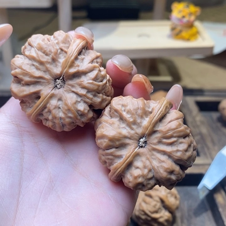 吊坠文玩核桃三角蛙40