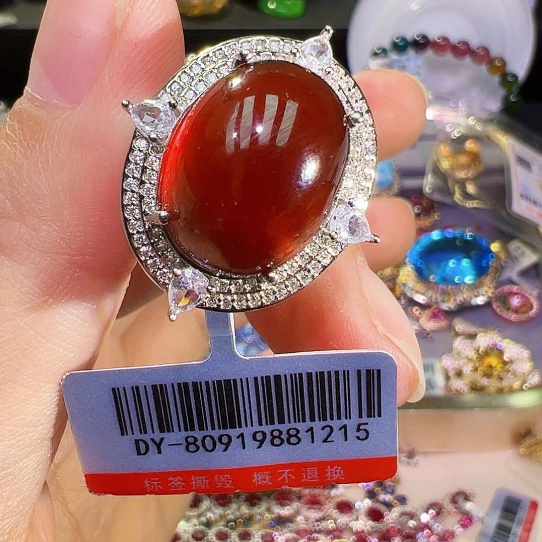 银S925镶嵌耳饰石榴石（芬达石）喜**?