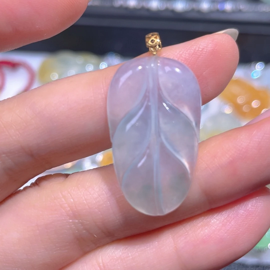 颈饰18K金镶嵌翡翠翡翠