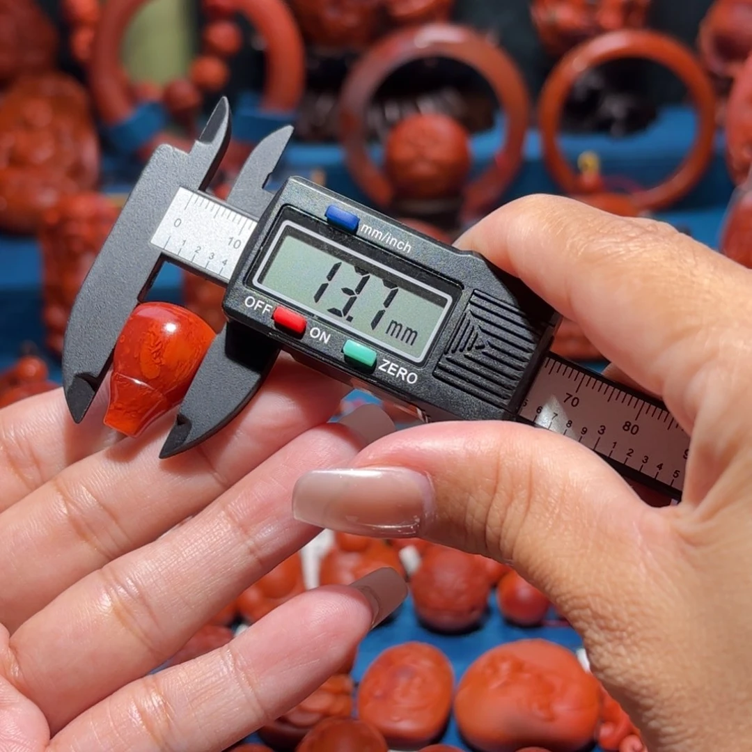 未镶嵌雕刻南红玛瑙