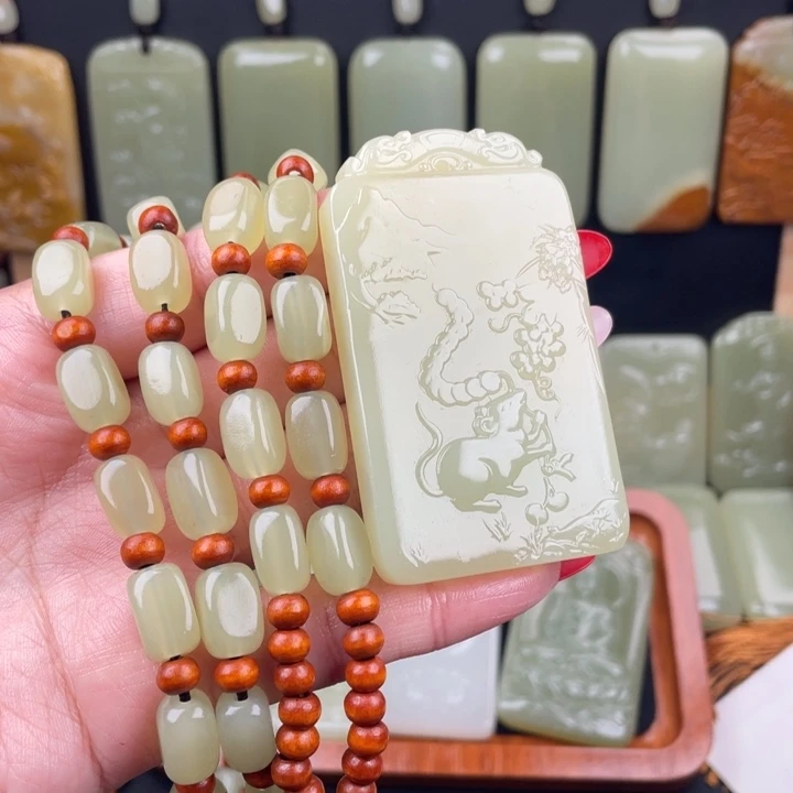 新疆昆仑山料，一物一拍