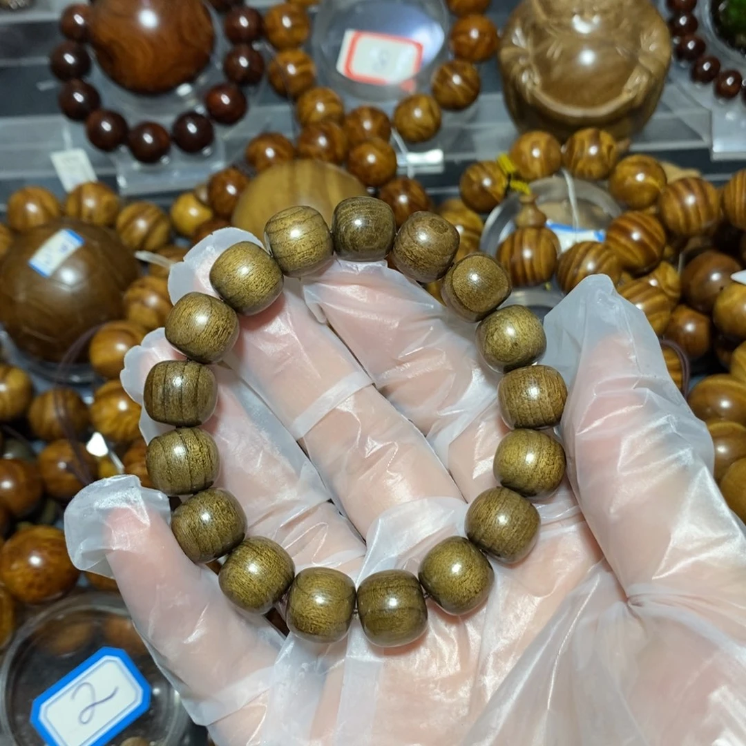 金丝楠木雕工艺品12