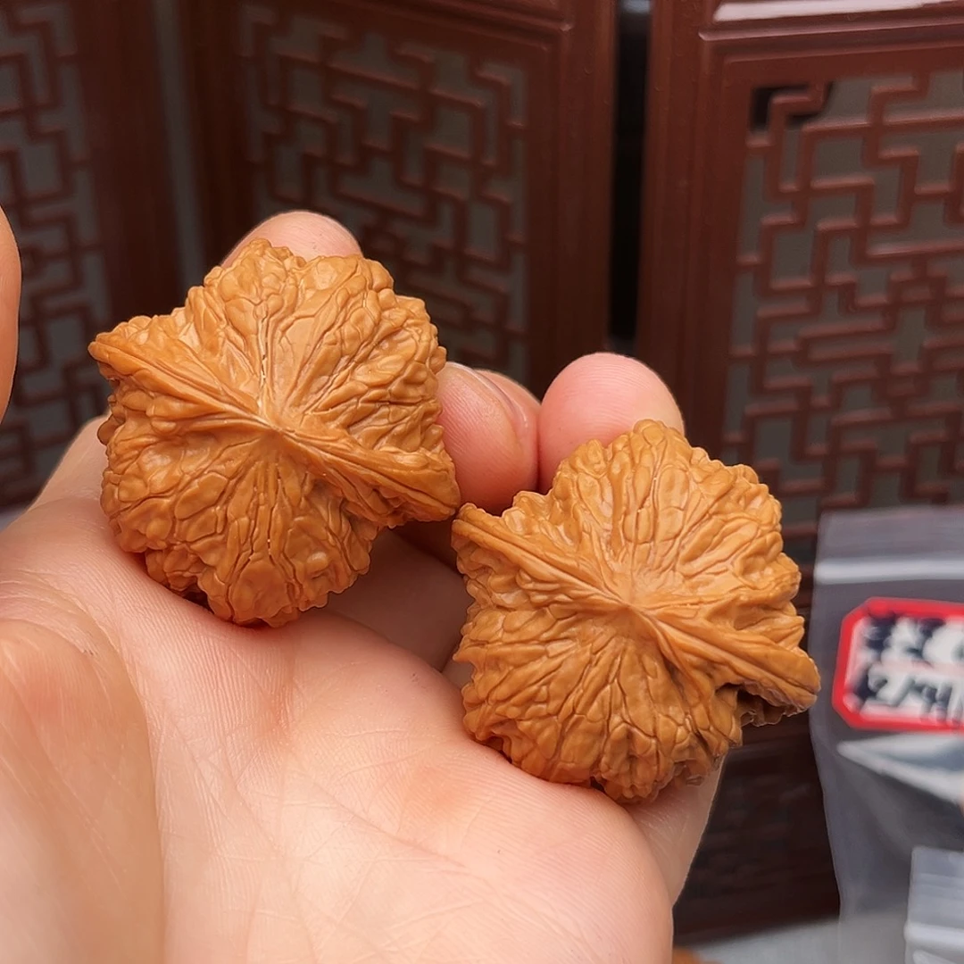 钱***多文玩核桃把件磨盘