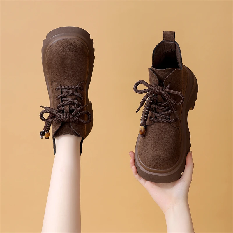 厚底显脚小马丁靴女2025秋冬新款复古洋气软底轻便不累脚勃肯短靴