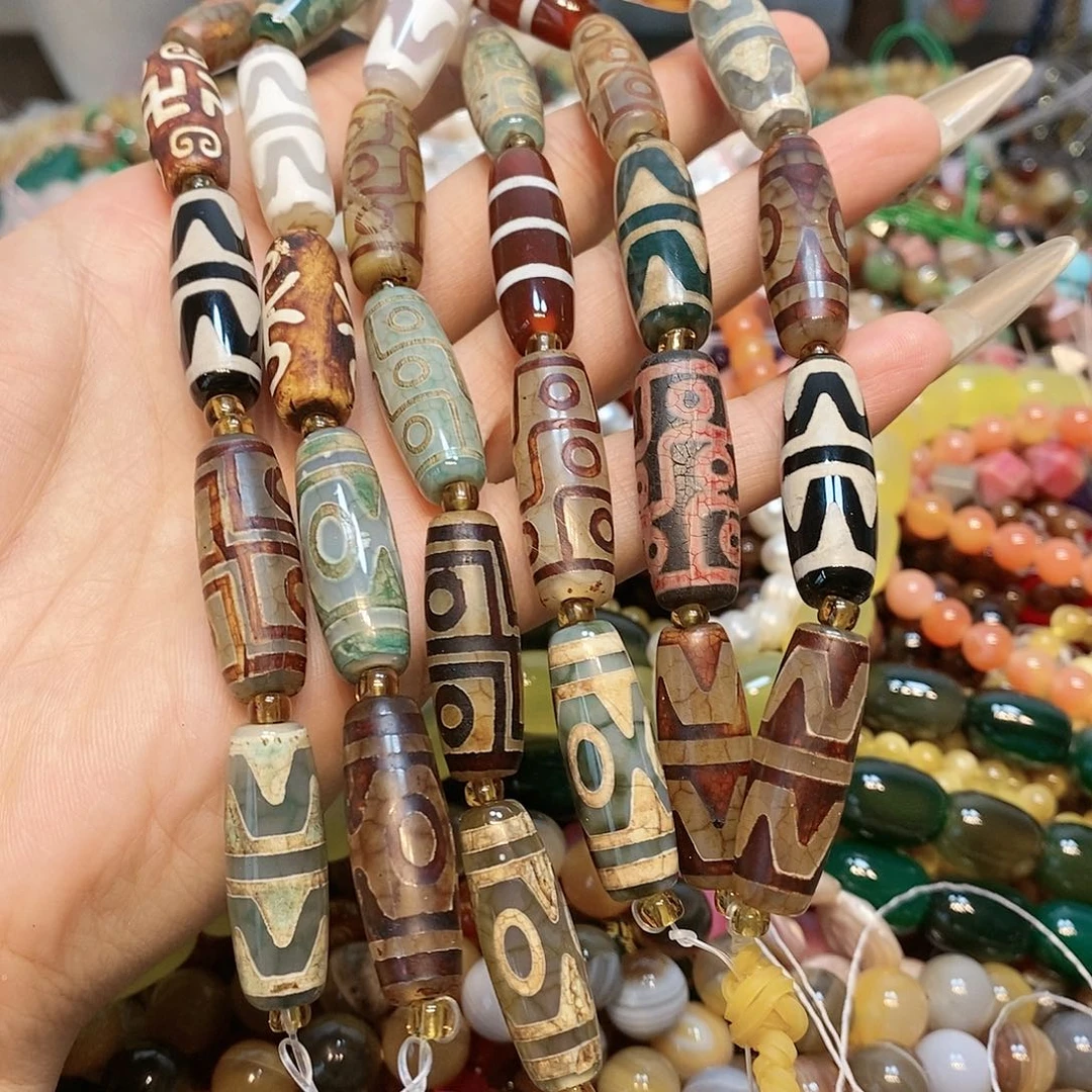 散珠玛瑙/玉髓?*仔天珠一条