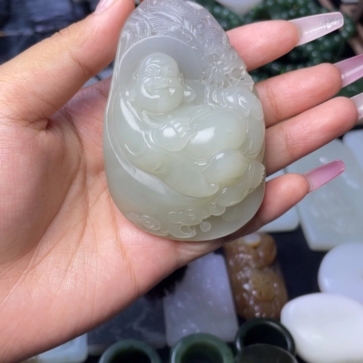 颈饰未镶嵌和田玉